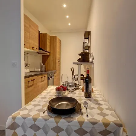 587 Stuart - Superb In Appartamento *